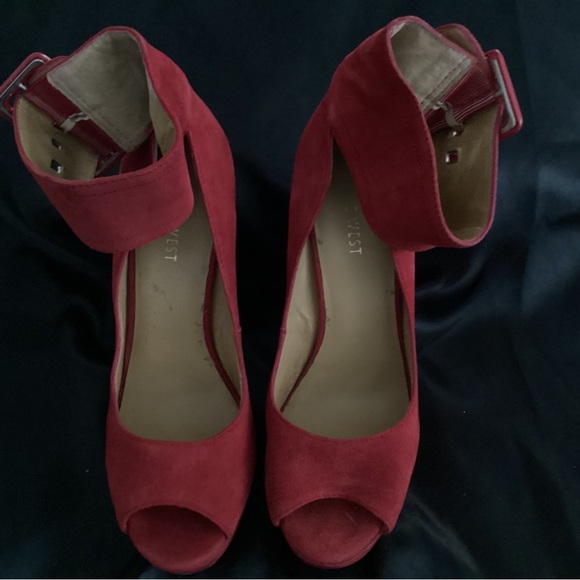 Nine West ankle strap heels size 7.5 - Picture 3 of 11